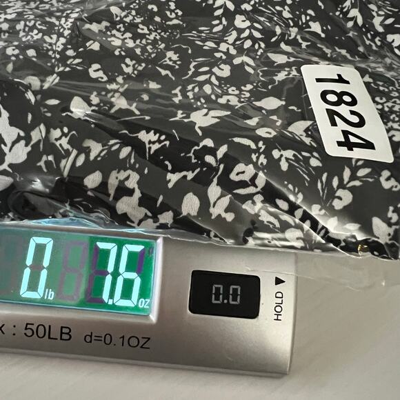 Catherines Collared Floral V Neck Button Down 3/4 Sleeves Career Blouse | 4X - Picture 8 of 8